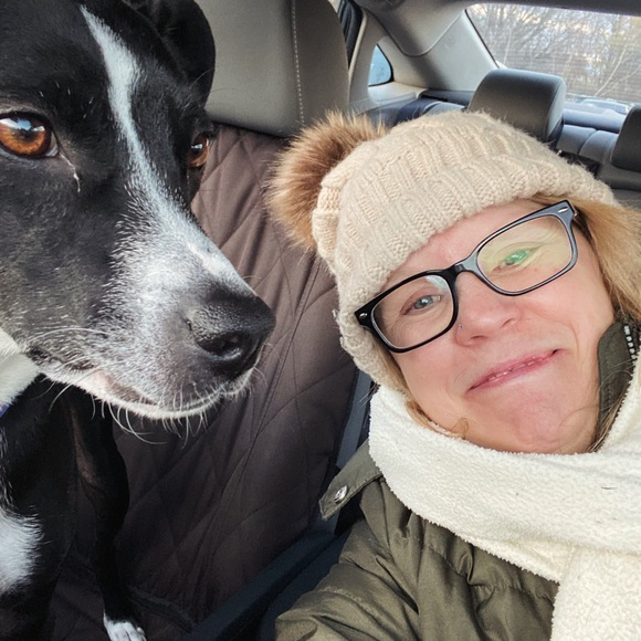 Meet your Posher, Cecilia - Picture 3 of 4